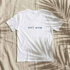 T-Shirt "HOT MOM" – White & Navy